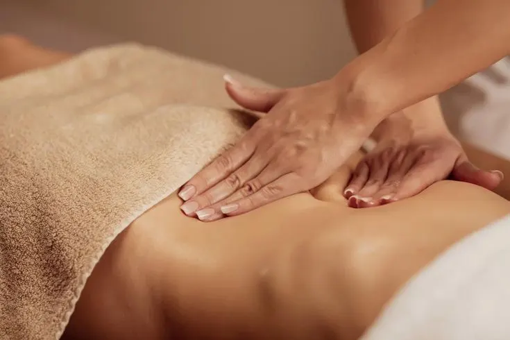 Massage doux du dos